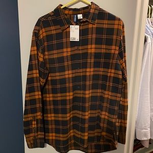 H&M Divided plaid long sleeve flannel